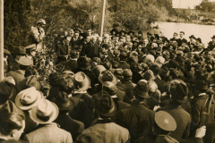 Fotografía del acto de inauguración del busto de Sívori, 1921